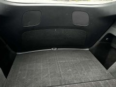 Tesla Model Y Rear-Wheel Drive - ფოტო 8