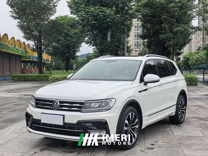 Volkswagen Tiguan L 330TSI Automatic FWD R-Line Comfort Edition