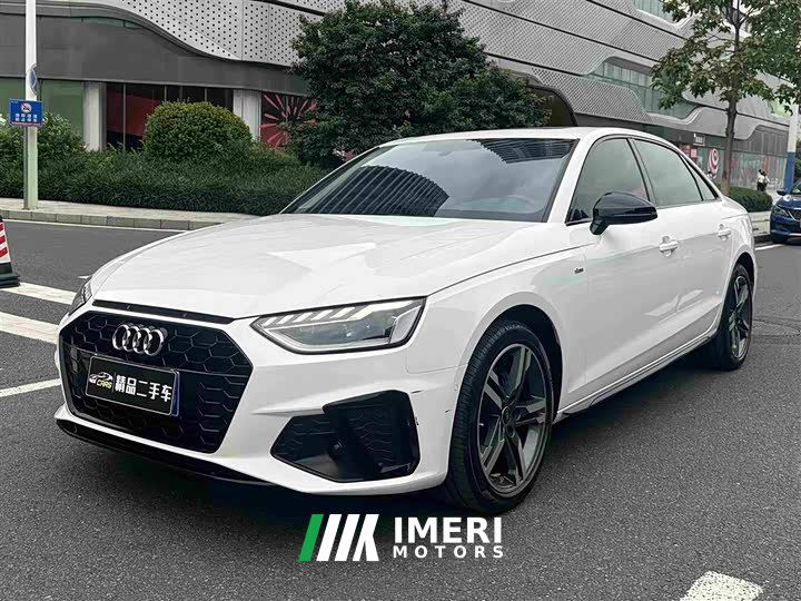 Audi A4L 40 TFSI Luxury Dynamic - ავტომობილი ჩინეთიდან