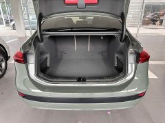 Audi A6L e-tron Launch Edition with Qiankun Intelligent Driving - ფოტო 3