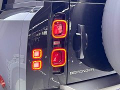 Land Rover Defender 110 3.0T P400 X-DYNAMIC HSE - ფოტო 10