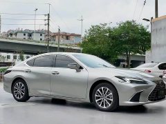 Lexus ES 300h Premium Edition - ფოტო 2