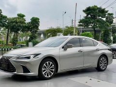 Lexus ES 300h Premium Edition - ფოტო 9
