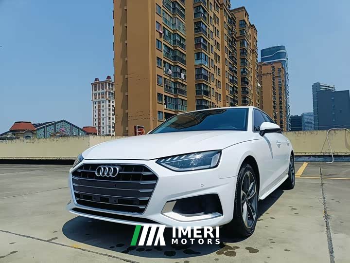 Audi A4L 40 TFSI Fashion Elegant