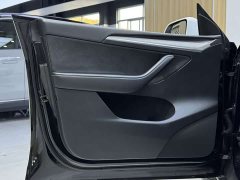 Tesla Model Y High Performance All-Wheel Drive - ფოტო 9