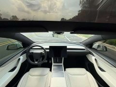 Tesla Model Y L Long Range All-Wheel Drive - ფოტო 5