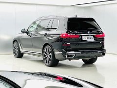 BMW X7 xDrive40i Executive M Sport Package - ფოტო 5
