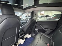 Tesla Model Y Rear-Wheel Drive - ფოტო 11