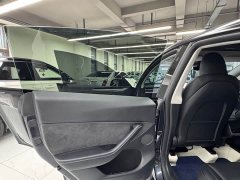 Tesla Model Y Rear-Wheel Drive - ფოტო 14