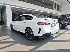 BMW M235L - ფოტო 17