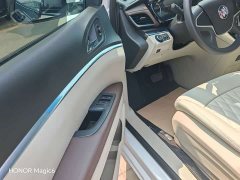 Buick GL8 Land Official Business Class 652T Comfort Edition - ფოტო 11