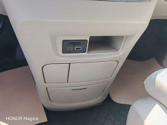 Buick GL8 Land Official Business Class 652T Comfort Edition - ფოტო 15