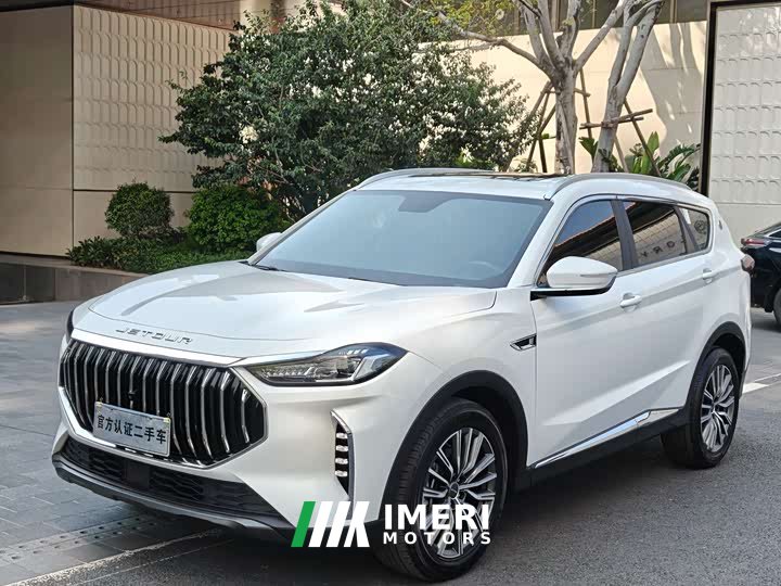 Jetour Jietu X70 PLUS 1.5T DCT Brave PLUS 5-seater