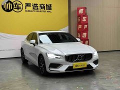 Volvo S60 2022 B4 Smart Luxury Edition - ფოტო 2