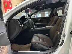 Volvo S60 2022 B4 Smart Luxury Edition - ფოტო 9