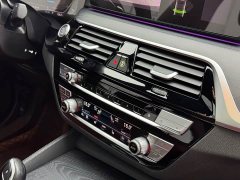 BMW 5 Series 530Li Premier M Sport Package - ფოტო 18