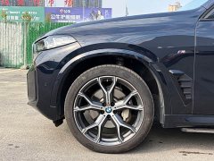 BMW X5 xDrive 30Li M Sport Luxury Night Edition Package - ფოტო 4