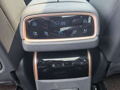 Dongfeng eπ008 210Ultra Extended Range 6-Seater - ფოტო 10