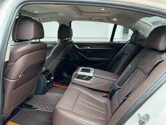 BMW 5 Series 530Li Luxury Edition Premium Package - ფოტო 9