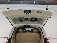 Buick GL8 Land Executive Cabin 652T Luxury - ფოტო 15