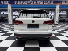 Volkswagen Touareg 280TSI FWD Luxury Edition - ფოტო 14