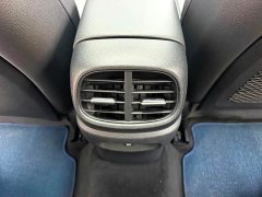 Hyundai Elantra 1.5L CVT Luxury - ფოტო 11