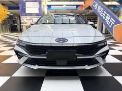 Hyundai Elantra 1.5L CVT Luxury - ფოტო 2