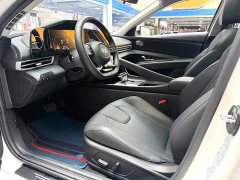 Hyundai Elantra 1.5L CVT Luxury - ფოტო 7