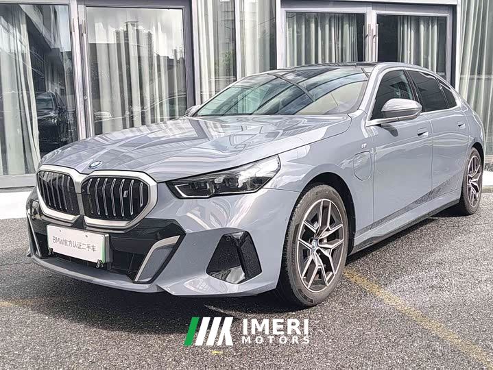 BMW i5 eDrive 35L Premium M Sport Package