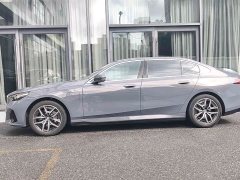BMW i5 eDrive 35L Premium M Sport Package - ფოტო 4