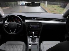 Volkswagen Magotan 2 Million Units Commemorative Edition 330TSI DSG Leading Version - ფოტო 8