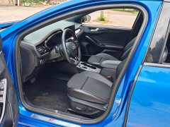 Ford Focus Sedan EcoBoost 180 Automatic ST Line - ფოტო 8