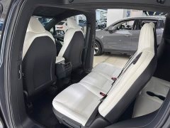 Tesla Model X 2019 Long Range - ფოტო 17