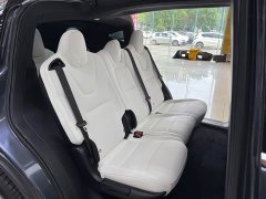 Tesla Model X 2019 Long Range - ფოტო 18