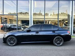 BMW 3 Series 325i M Sport Night Edition Package - ფოტო 11