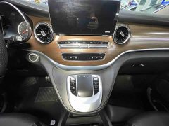 Mercedes-Benz V-Class 2021 V 260 L Long Wheelbase Luxury Edition - ფოტო 16