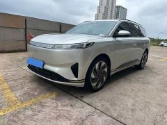 Dongfeng eπ008 210Max Extended Range 5-Seater - ფოტო 1