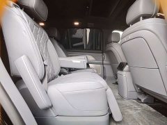 NIO ES8 Six-Seat Executive Signature Edition - ფოტო 12