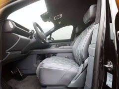 NIO ES8 Six-Seat Executive Signature Edition - ფოტო 13