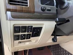 Toyota Land Cruiser (Imported) 5.7L VX-R Middle East Edition - ფოტო 10