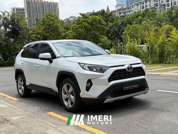 Toyota RAV4 2.0L CVT FWD Fashion Plus - ავტომობილი ჩინეთიდან
