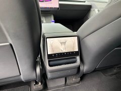 Tesla Model Y L Long Range All-Wheel Drive - ფოტო 11