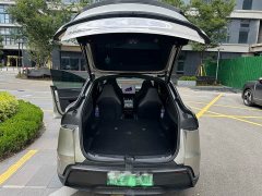 Tesla Model Y L Long Range All-Wheel Drive - ფოტო 7