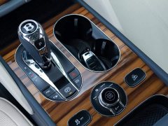 Bentley Bentayga 2022 4.0T V8 - ფოტო 15