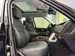Land Rover Range Rover 3.0 L6 400PS Heritage Extended Wheelbase Classic Edition - ფოტო 10