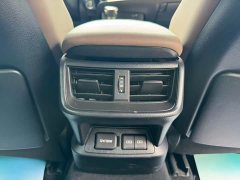 Lexus ES 260 Excellence Edition - ფოტო 10