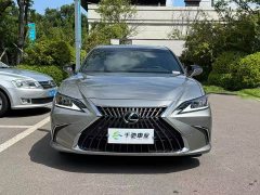 Lexus ES 260 Excellence Edition - ფოტო 2