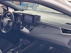 Toyota Corolla Hybrid 1.8H E-CVT Leading Edition - ფოტო 12