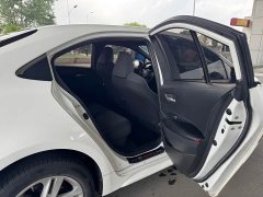 Toyota Corolla Hybrid 1.8H E-CVT Leading Edition - ფოტო 13