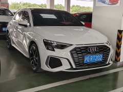 Audi A3 Facelift Sportback 35 TFSI Fashion Sport - ფოტო 2